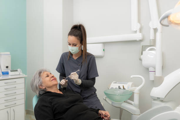 Best Broken or Cracked Tooth Emergency Dentist in La Vernia, TX